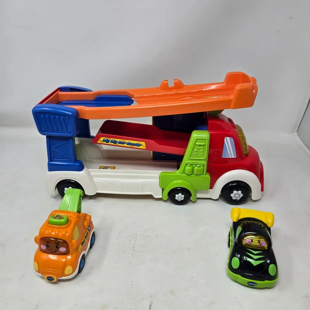 VTech Go Go Smart Wheels Big Rig Car Carrier with Tow Truck and Race Car Set